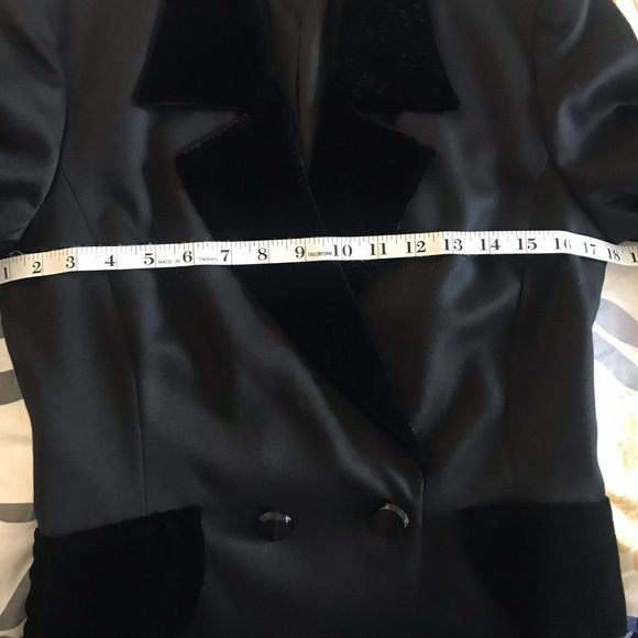 Vintage Tahari Black light dress coat Size 6 - Picture 10 of 13